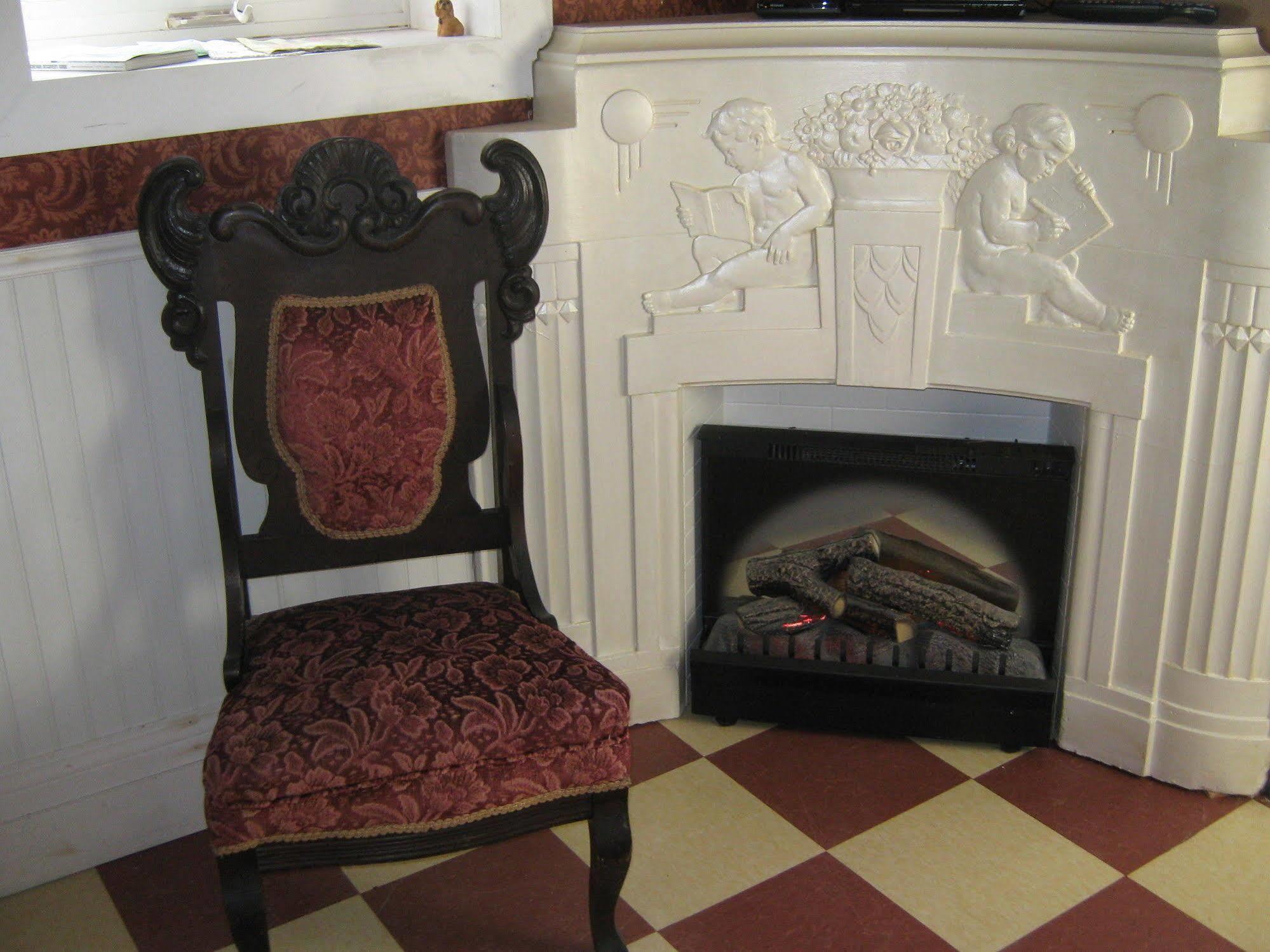 Wakamow Heights Bed&Breakfast Moose Jaw Exterior foto